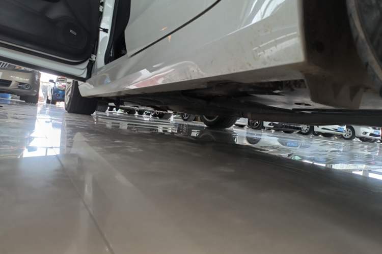 Used Cadillac ATS-L 2017 28T Tech Edition Left Side Sill