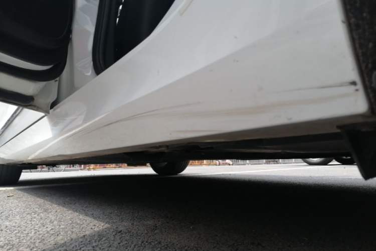 Used Cadillac ATS-L 2017 28T Fashion Edition Left Side Sill