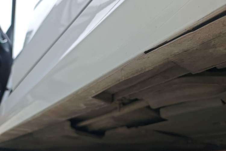 Used Cadillac ATS-L 2017 28T Tech Edition Left Side Sill