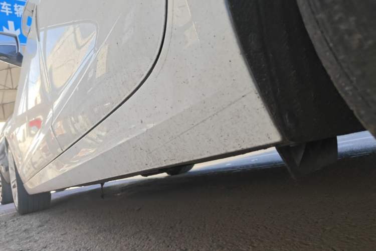 Used Cadillac ATS-L 2017 28T Tech Edition Left Side Sill