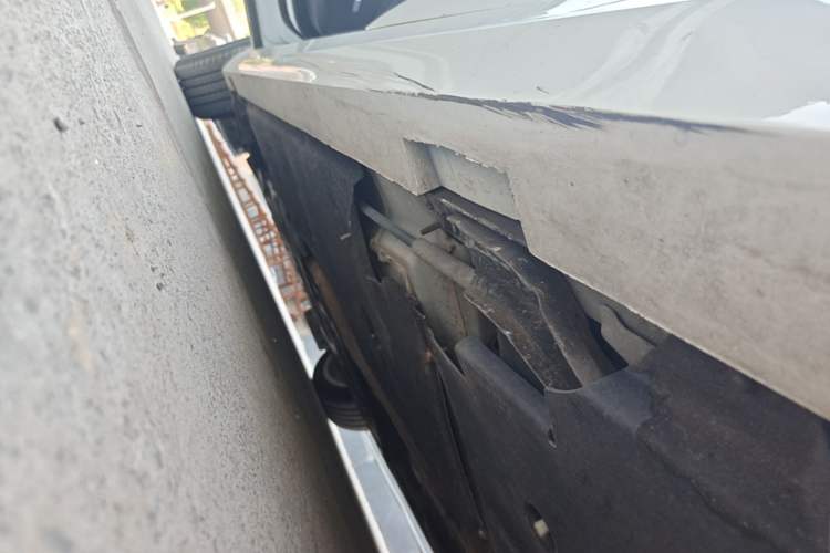 Used Cadillac ATS-L 2017 28T Tech Edition Left Side Sill