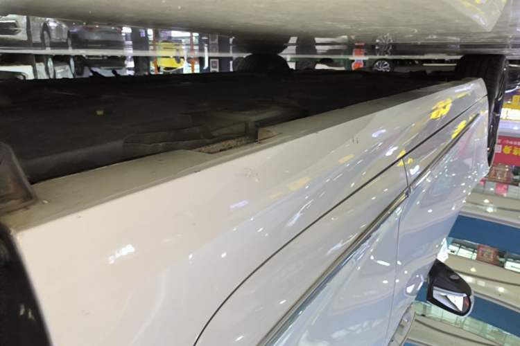 Used Cadillac ATS-L 2017 28T Fashion Edition Left Side Sill