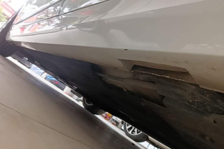 Used Cadillac ATS-L 2017 28T Fashion Edition Left Side Sill