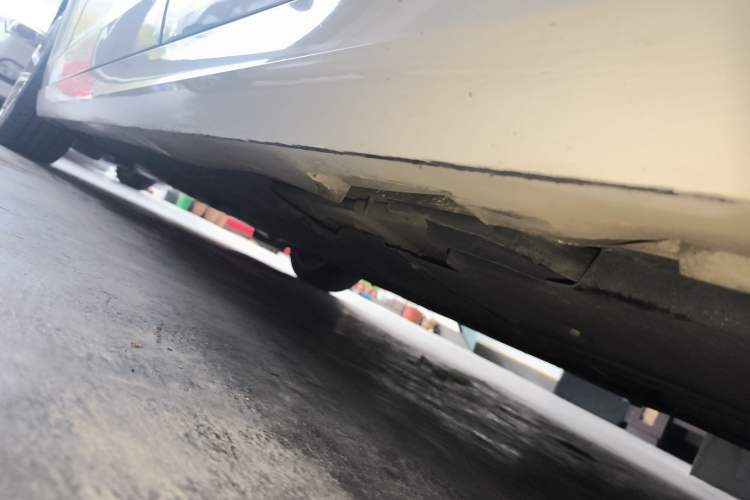 Used Cadillac ATS-L 2017 28T Tech Edition Left Side Sill