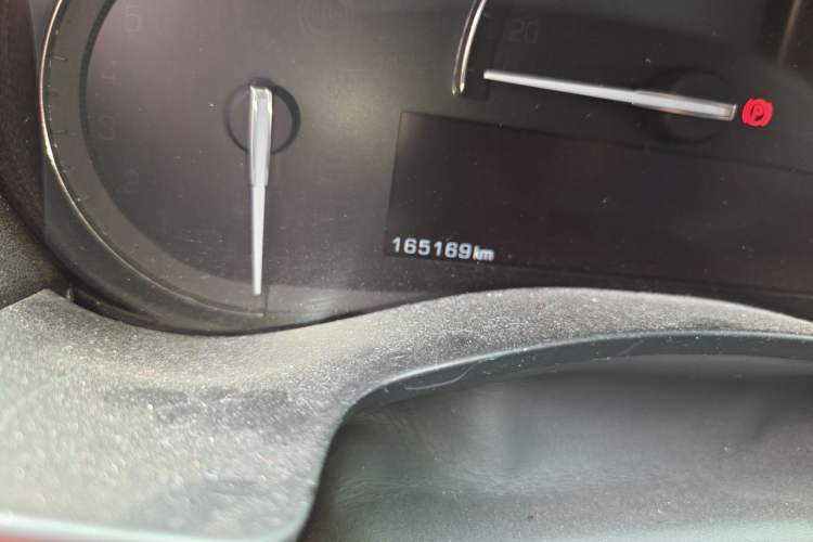 Used Cadillac ATS-L 2017 28T Tech Edition Odometer Close Up