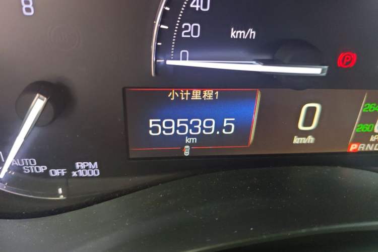 Used Cadillac ATS-L 2017 28T Tech Edition Odometer Close Up