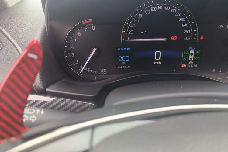 Used Cadillac ATS-L 2017 28T Tech Edition Odometer Close Up