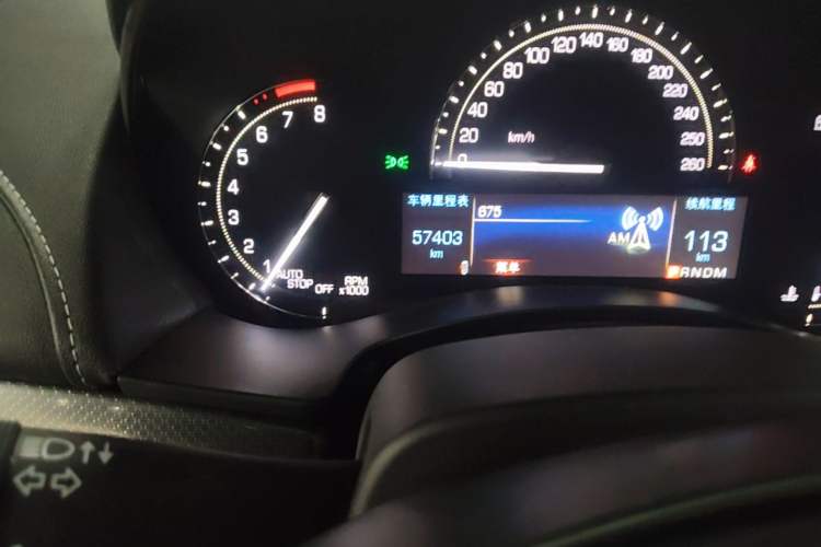 Used Cadillac ATS-L 2017 28T Fashion Edition Odometer Close Up