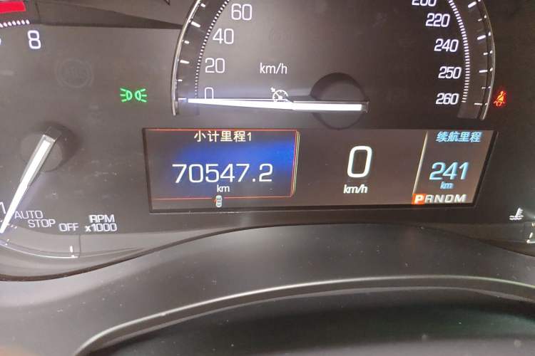 Used Cadillac ATS-L 2017 28T Fashion Edition Odometer Close Up