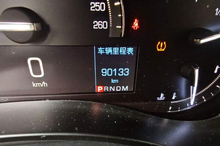 Used Cadillac ATS-L 2017 28T Fashion Edition Odometer Close Up