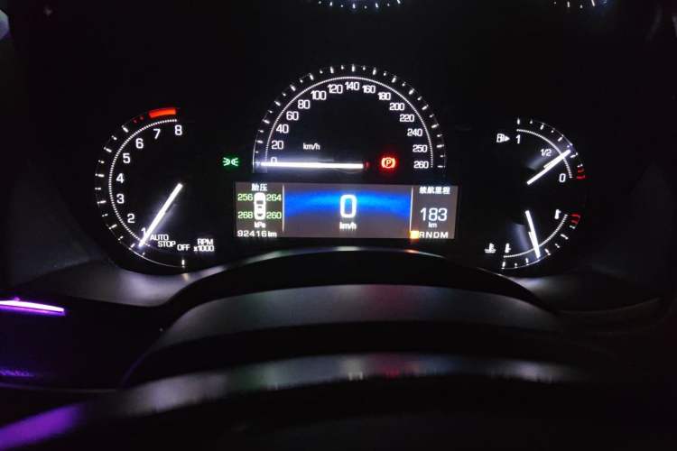 Used Cadillac ATS-L 2017 28T Tech Edition Odometer Close Up