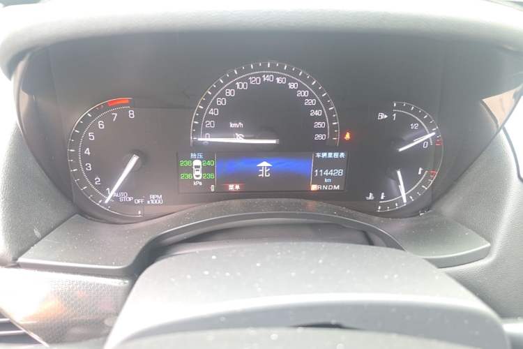 Used Cadillac ATS-L 2017 28T Tech Edition Odometer Close Up