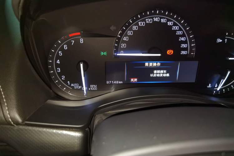 Used Cadillac ATS-L 2017 28T Tech Edition Odometer Close Up