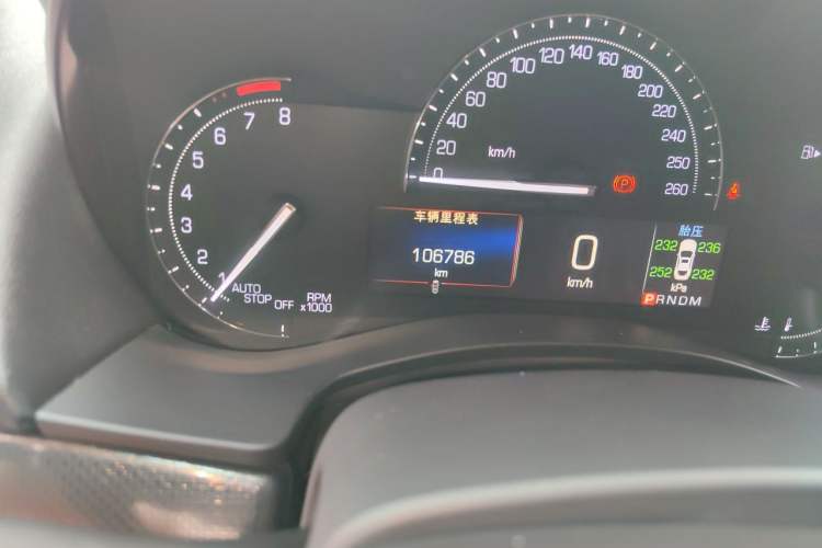 Used Cadillac ATS-L 2017 28T Tech Edition Odometer Close Up