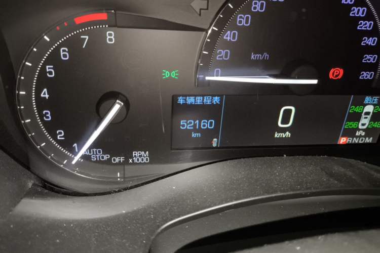 Used Cadillac ATS-L 2017 28T Fashion Edition Odometer Close Up