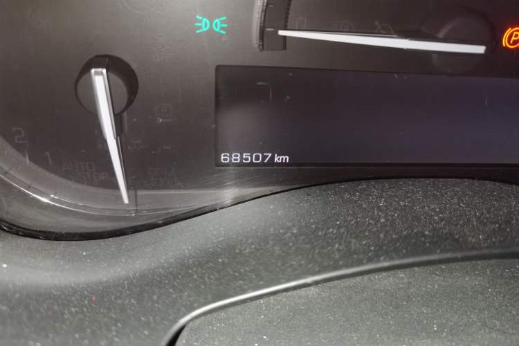 Used Cadillac ATS-L 2017 28T Tech Edition Odometer Close Up