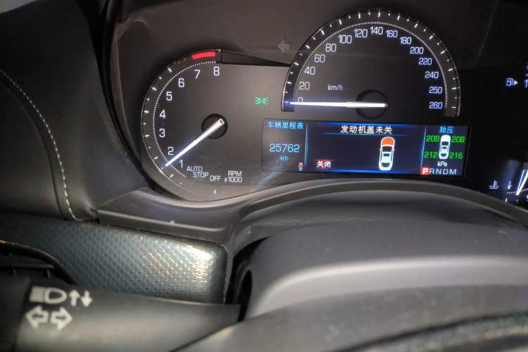 Used Cadillac ATS-L 2017 28T Tech Edition Odometer Close Up