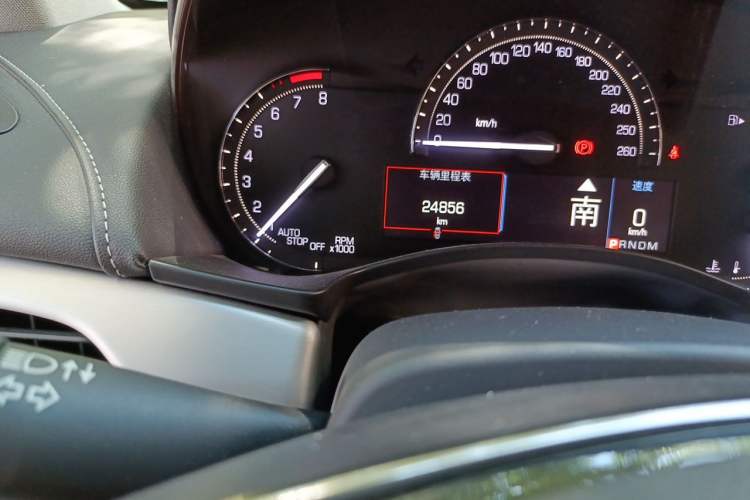 Used Cadillac ATS-L 2017 28T Fashion Edition Odometer Close Up