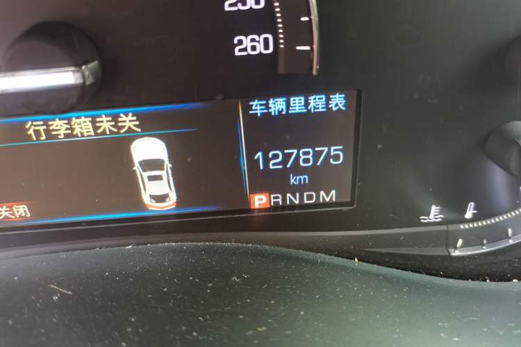 Used Cadillac ATS-L 2017 28T Fashion Edition Odometer Close Up