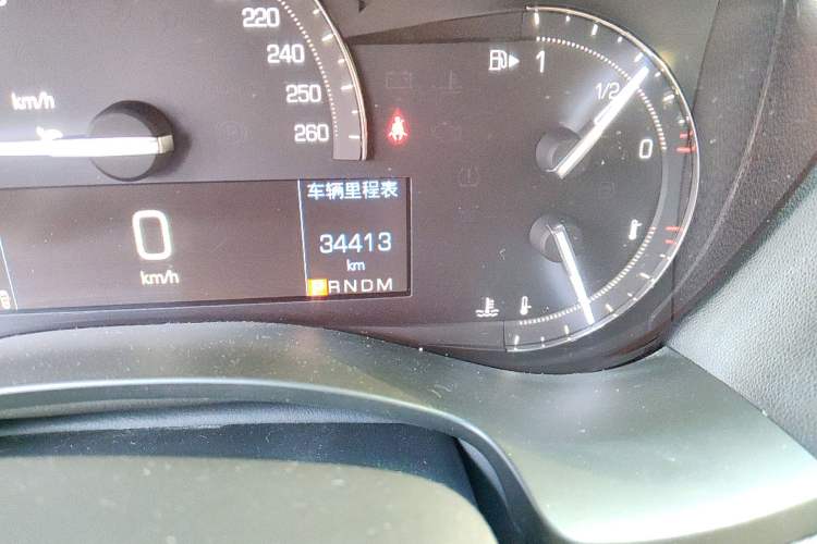 Used Cadillac ATS-L 2017 28T Fashion Edition Odometer Close Up