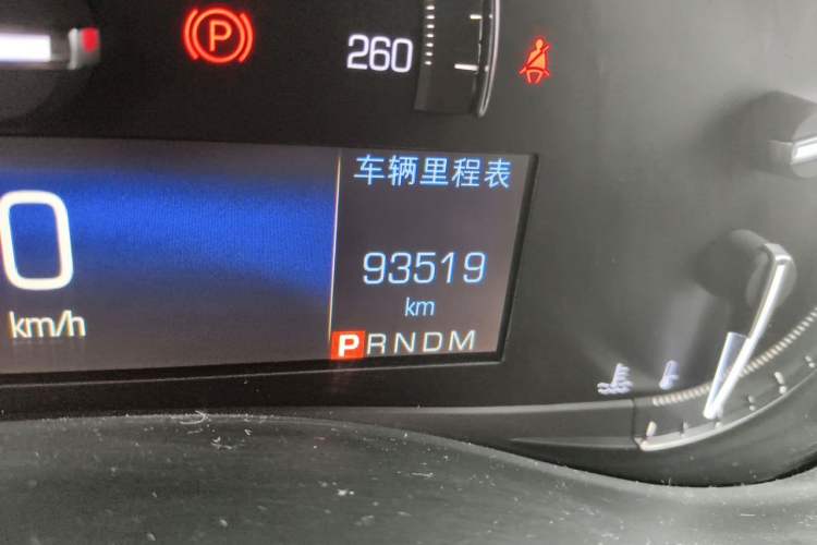 Used Cadillac ATS-L 2017 28T Tech Edition Odometer Close Up