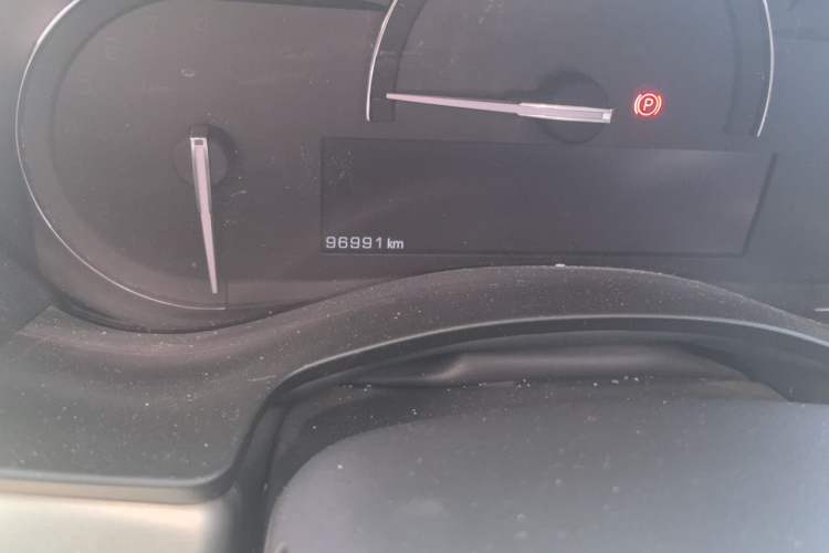 Used Cadillac ATS-L 2017 28T Tech Edition Odometer Close Up