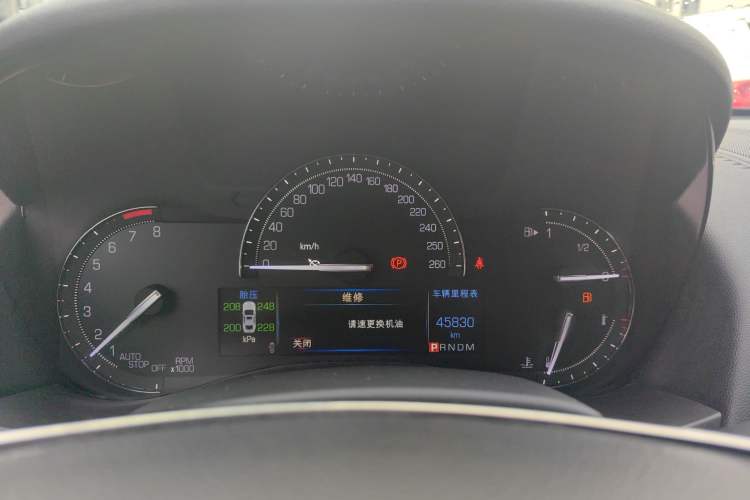 Used Cadillac ATS-L 2017 28T Tech Edition Odometer Close Up