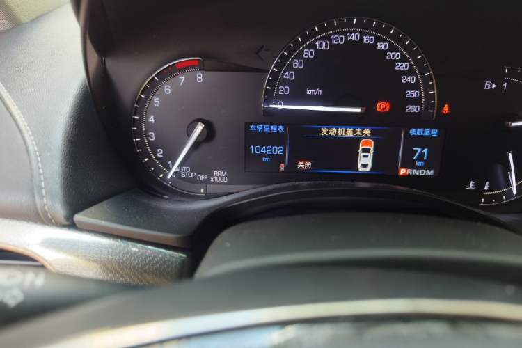 Used Cadillac ATS-L 2017 28T Tech Edition Odometer Close Up