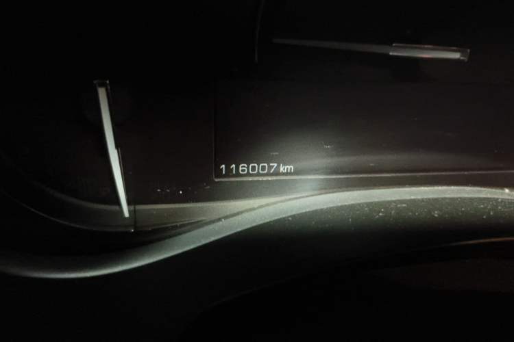 Used Cadillac ATS-L 2017 28T Tech Edition Odometer Close Up