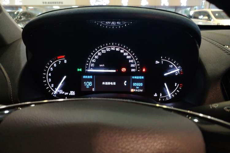 Used Cadillac ATS-L 2017 28T Fashion Edition Odometer Close Up