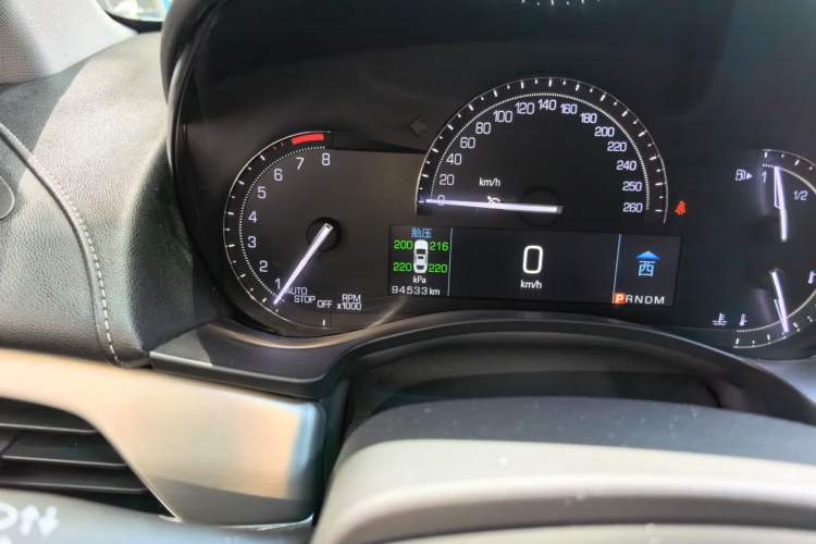 Used Cadillac ATS-L 2017 28T Fashion Edition Odometer Close Up