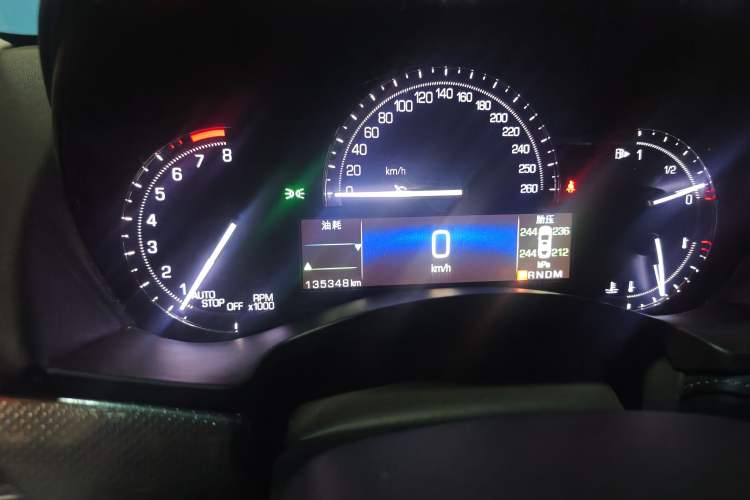 Used Cadillac ATS-L 2017 28T Tech Edition Odometer Close Up