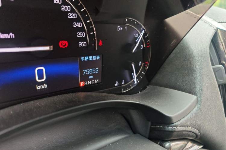 Used Cadillac ATS-L 2017 28T Tech Edition Odometer Close Up