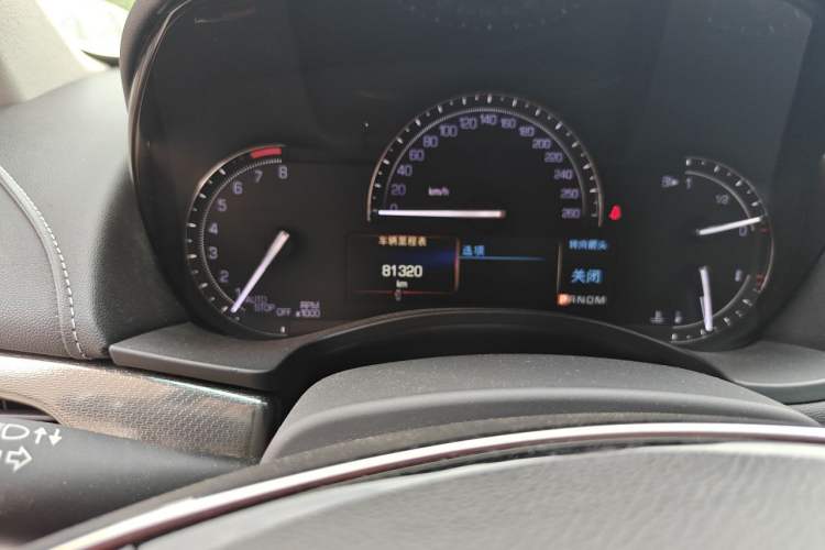 Used Cadillac ATS-L 2017 28T Tech Edition Odometer Close Up