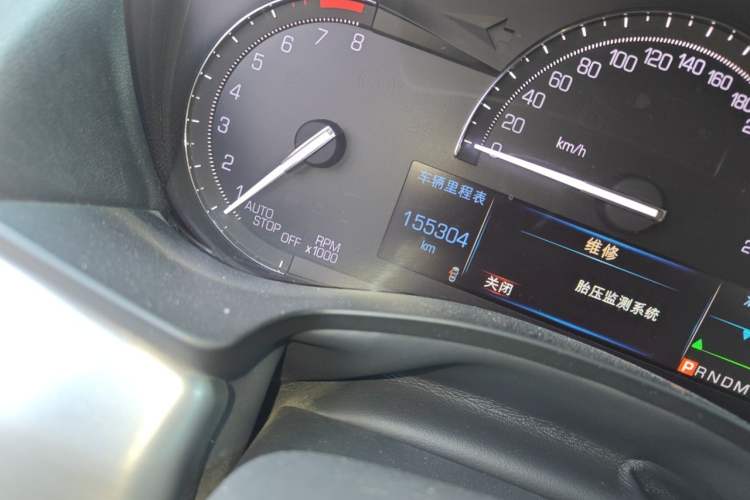 Used Cadillac ATS-L 2017 28T Fashion Edition Odometer Close Up