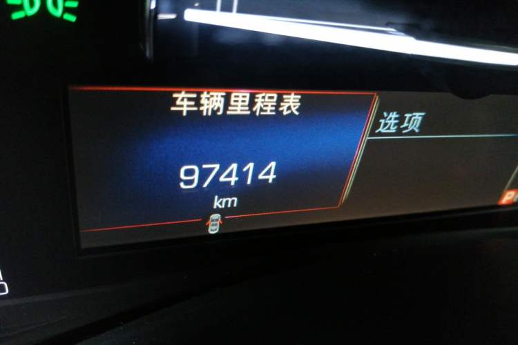 Used Cadillac ATS-L 2017 28T Tech Edition Odometer Close Up