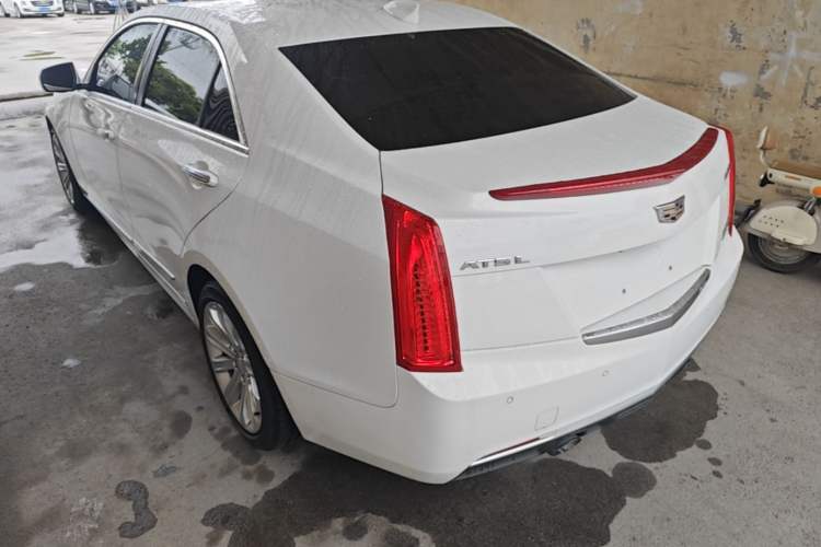Used Cadillac ATS-L 2017 28T Fashion Edition Rear Left 45 Deg