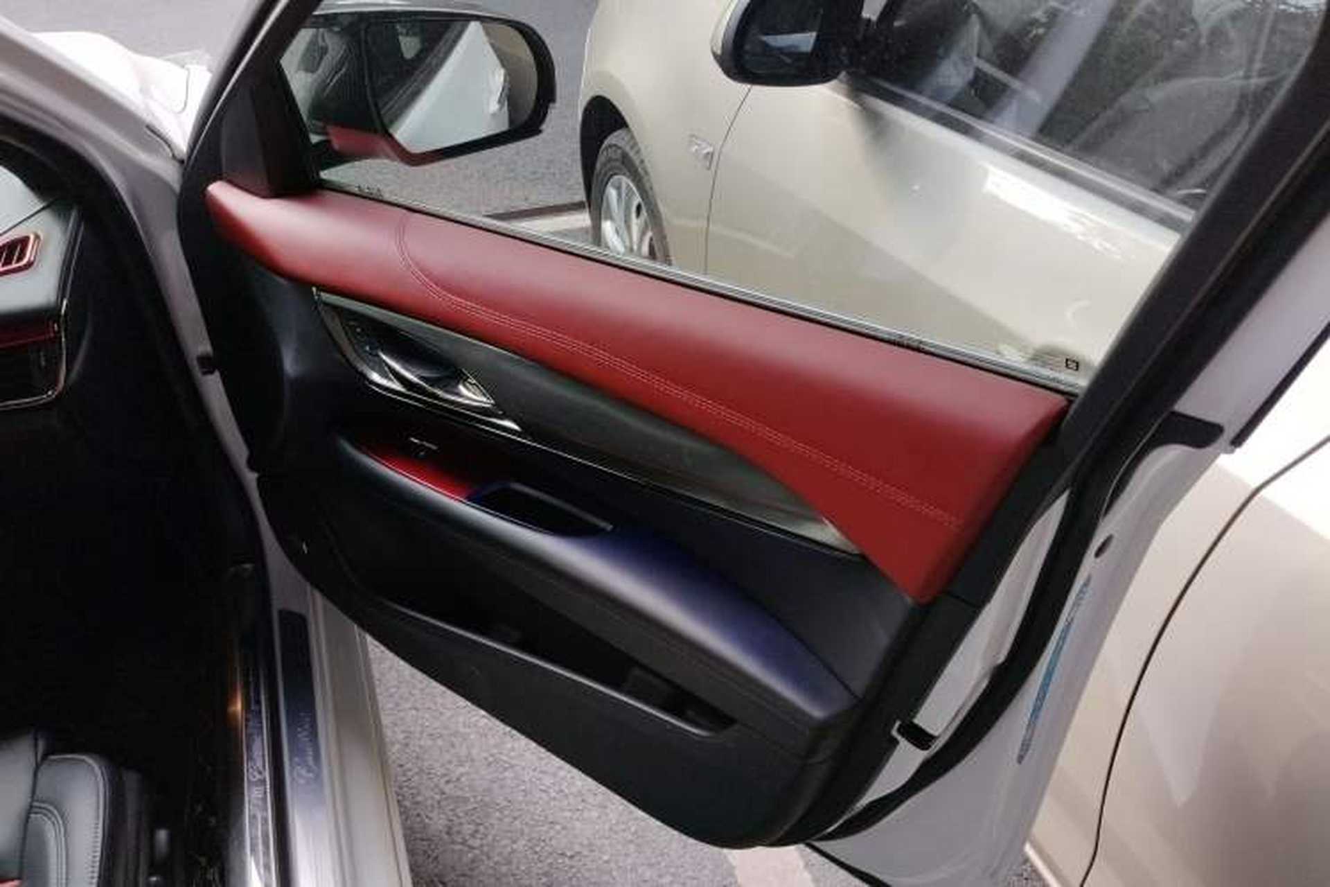 Used Cadillac ATS-L 2017 28T Tech Edition Right Front Door Interior