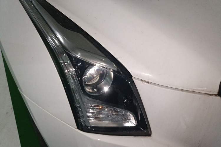 Used Cadillac ATS-L 2017 28T Fashion Edition Right Front Headlight