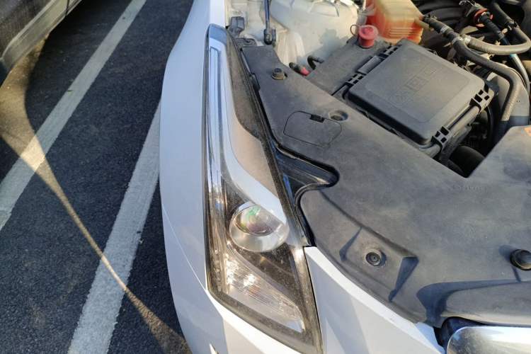 Used Cadillac ATS-L 2017 28T Fashion Edition Right Front Headlight