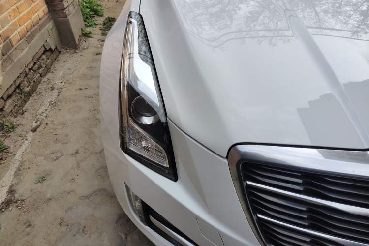 Used Cadillac ATS-L 2017 28T Fashion Edition Right Front Headlight