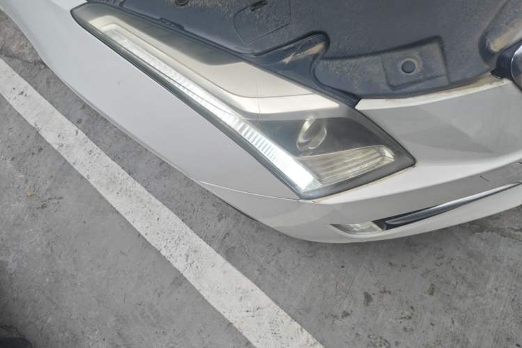 Used Cadillac ATS-L 2017 28T Tech Edition Right Front Headlight