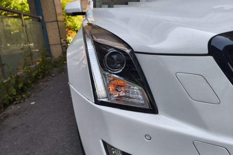 Used Cadillac ATS-L 2017 28T Luxury Model Right Front Headlight