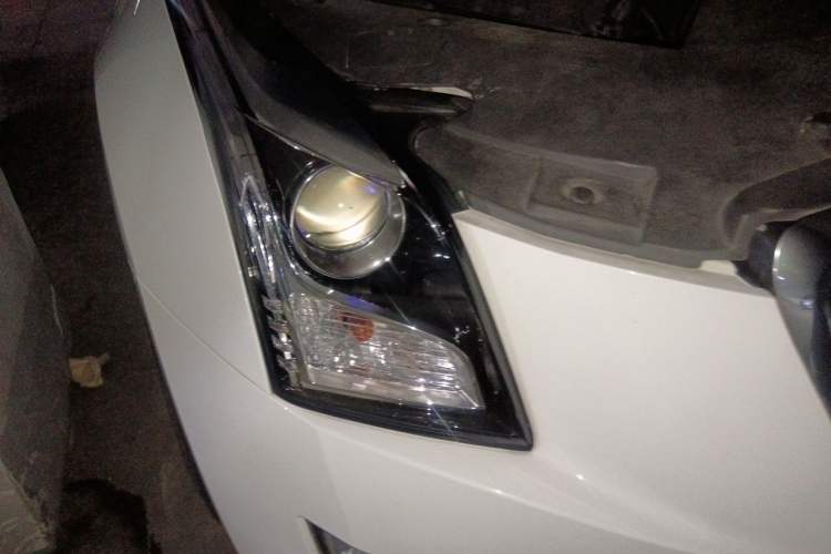 Used Cadillac ATS-L 2017 28T Fashion Edition Right Front Headlight