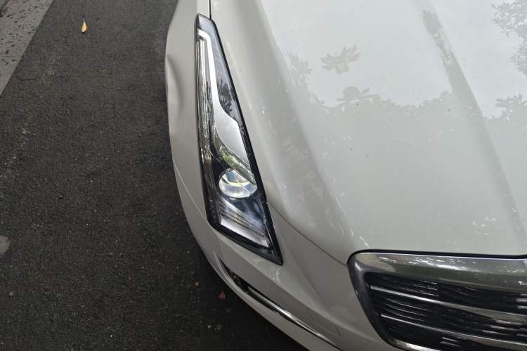 Used Cadillac ATS-L 2017 28T Fashion Edition Right Front Headlight