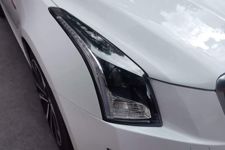 Used Cadillac ATS-L 2017 28T Fashion Edition Right Front Headlight