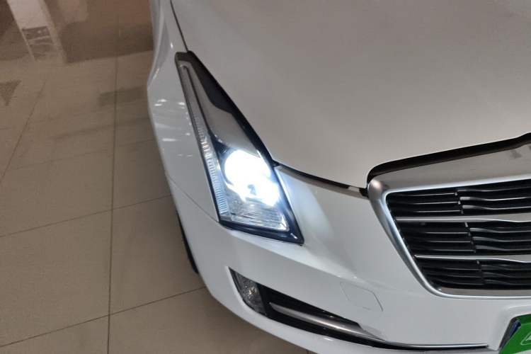 Used Cadillac ATS-L 2017 28T Fashion Edition Right Front Headlight