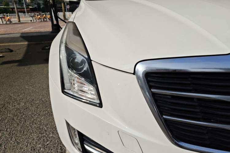Used Cadillac ATS-L 2017 28T Fashion Edition Right Front Headlight