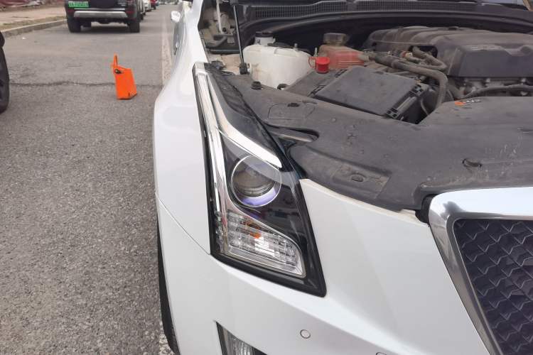 Used Cadillac ATS-L 2017 28T Tech Edition Right Front Headlight