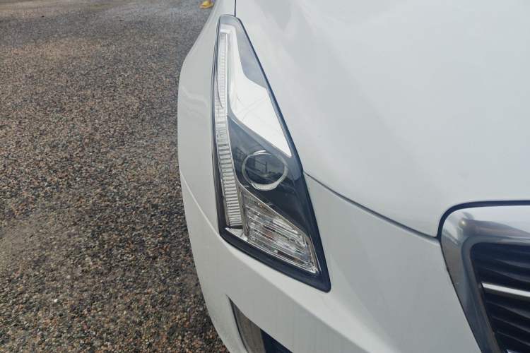 Used Cadillac ATS-L 2017 28T Tech Edition Right Front Headlight